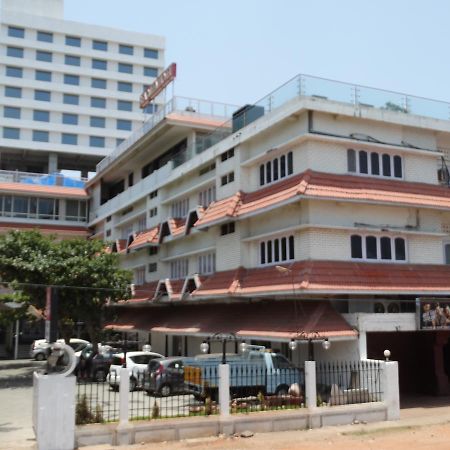 Sea Queen Hotel 코지코드 외부 사진